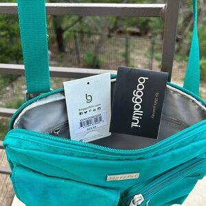 Baggallini Teal Crossbody Bag and black Baggallini bag lot